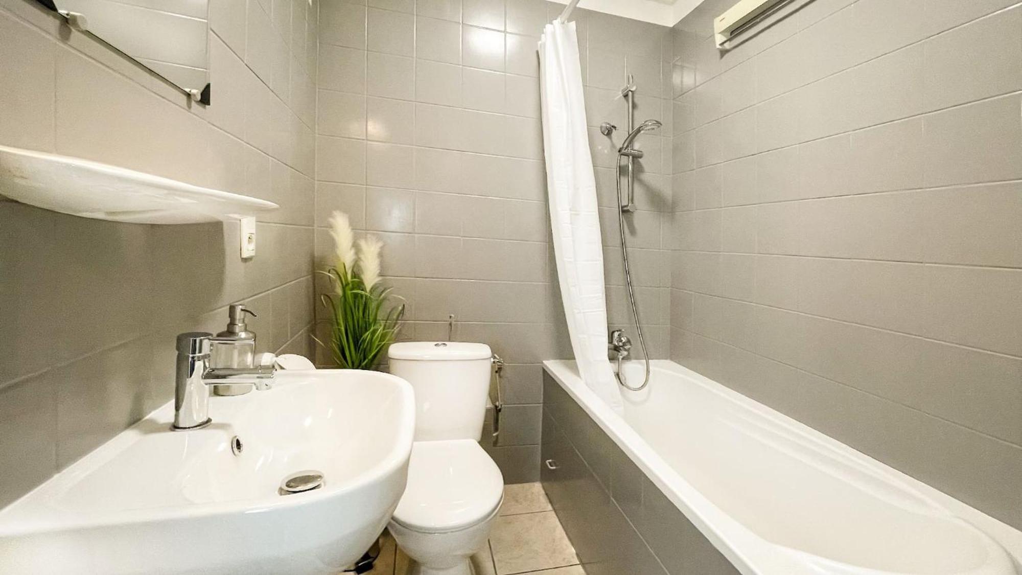Homey Keola - Parking Prive Gratuit - Aux Portes De Geneve - Au Pied Du Tram - Appartement Avec 1 Chambre Et Un Grand Salon Avec Un Canape-Lit 앵빌리 외부 사진